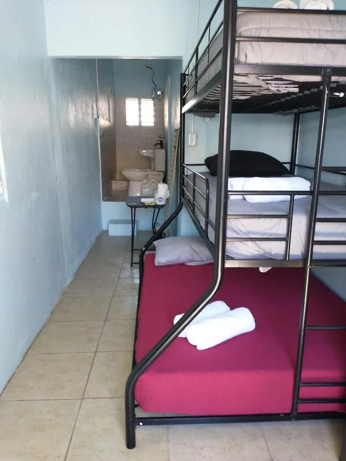Cepeda Unit 1, Budget Friendly Studio Near Beach San Juan